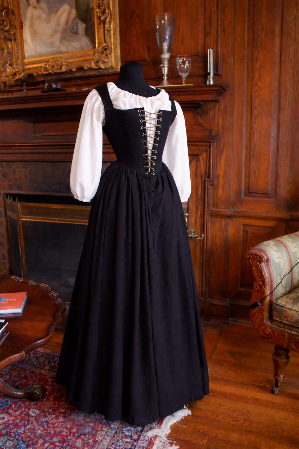 Linen Kirtle Gown