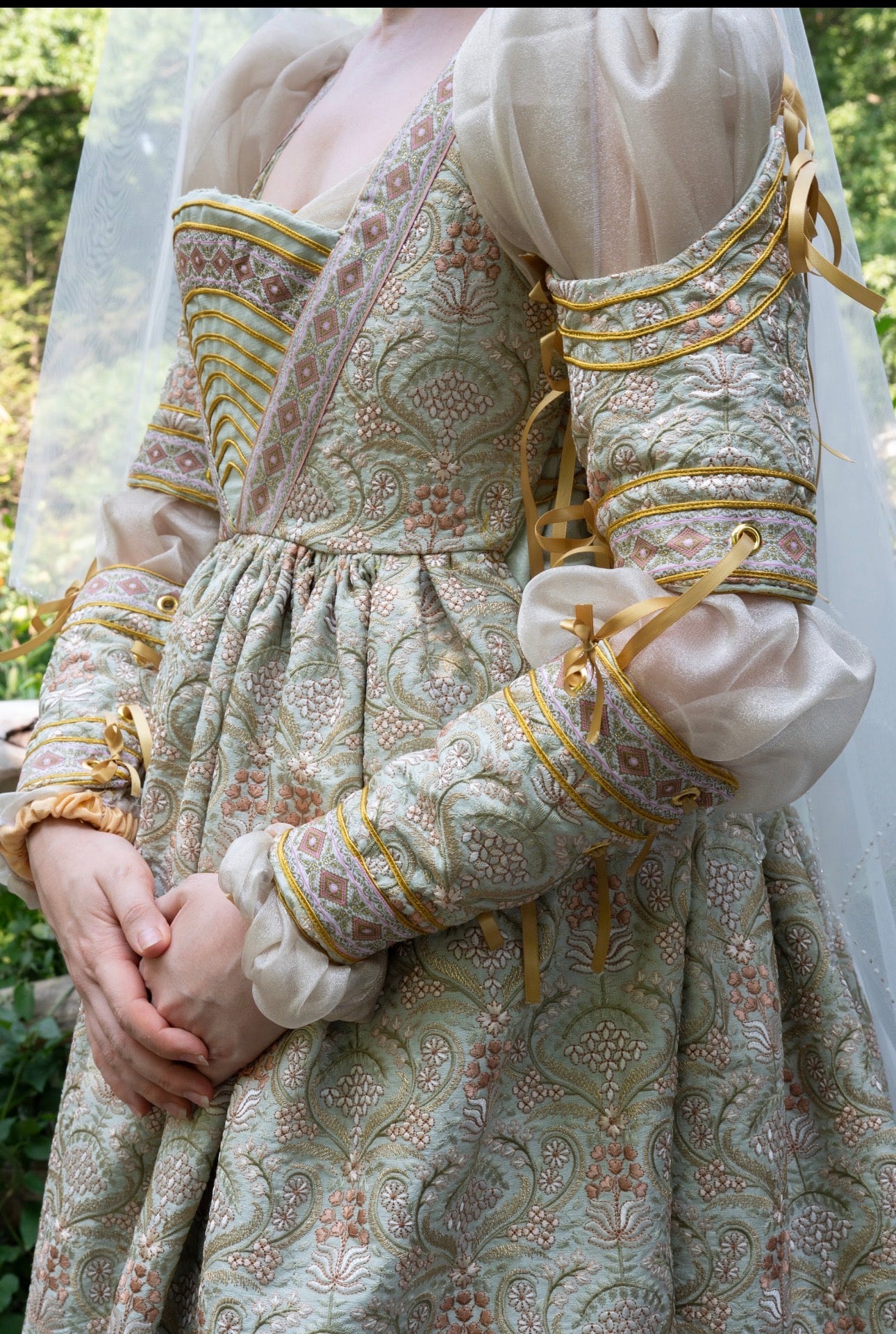Adelasia's Reversible Detachable Sleeves